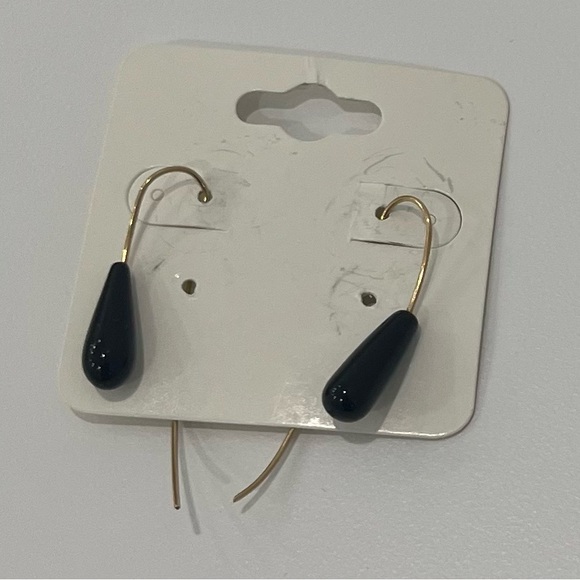Black Onyx and 14k Gold Vintage Drop Earrings - Picture 2 of 4